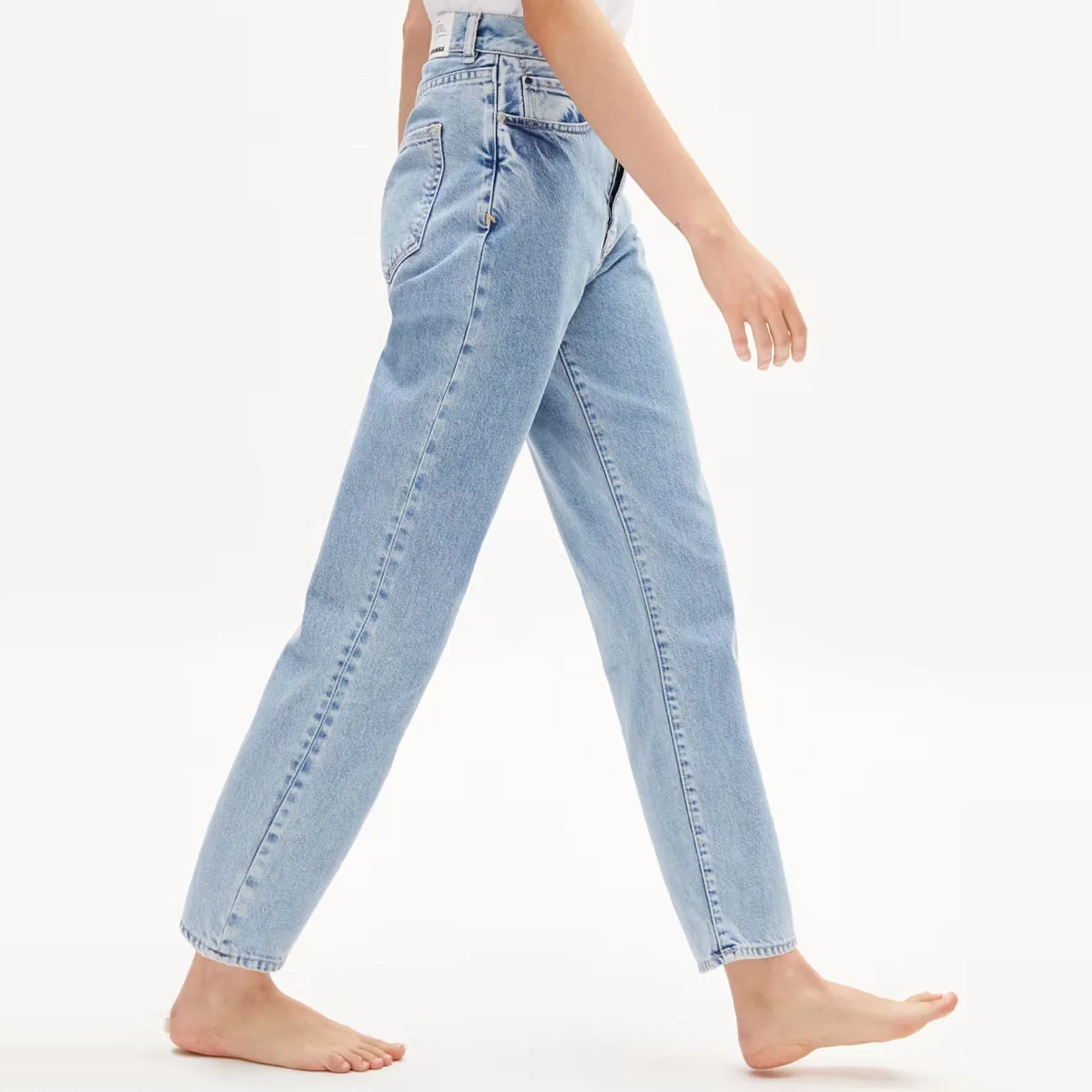 Aaikala Straight Leg High Waist Jeans light fresh blue - Image 4