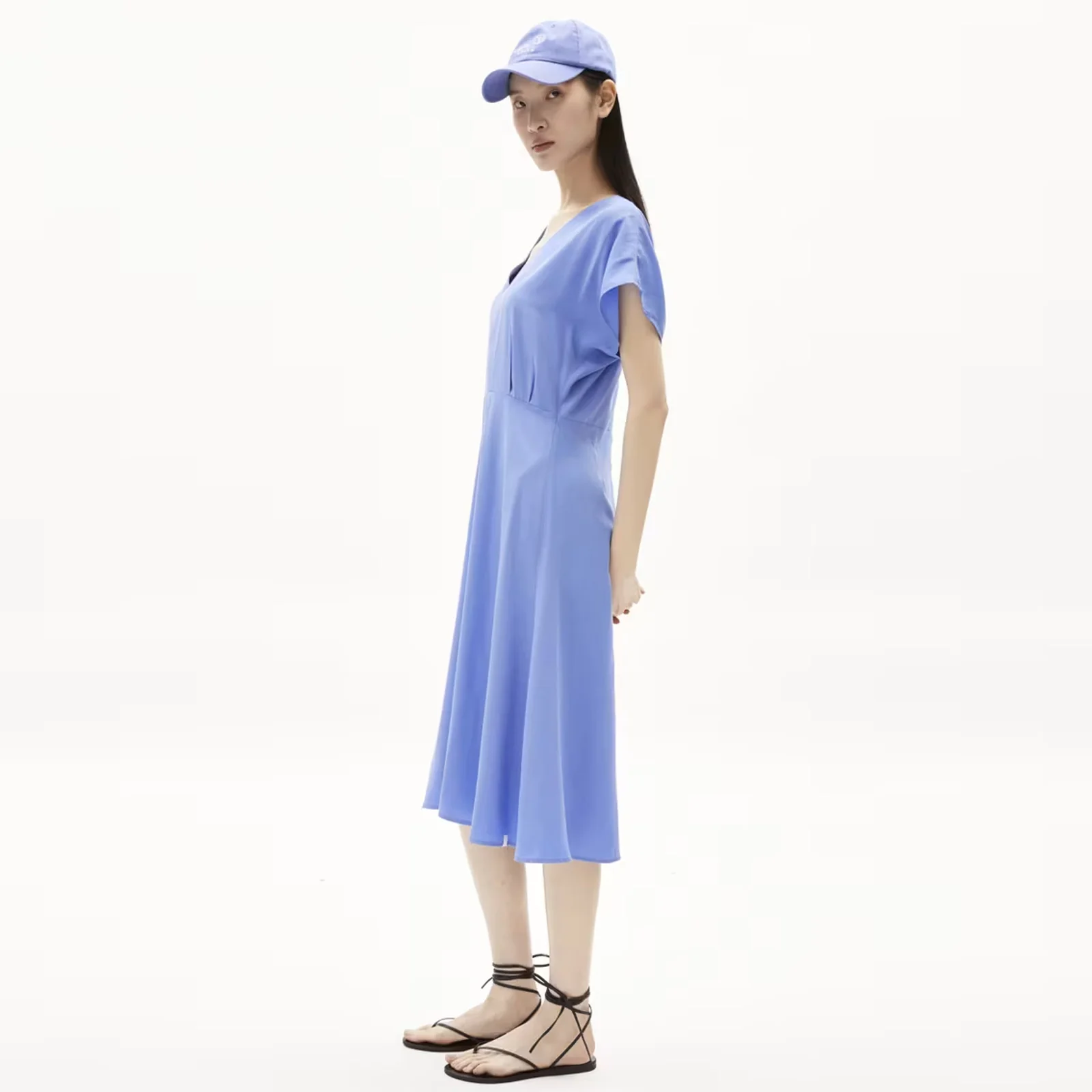 Aalbine Dress blue bloom - Image 3