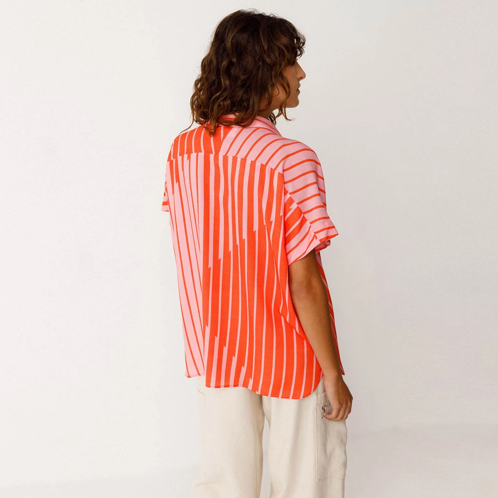 Aian Shirt red stripes - Image 2