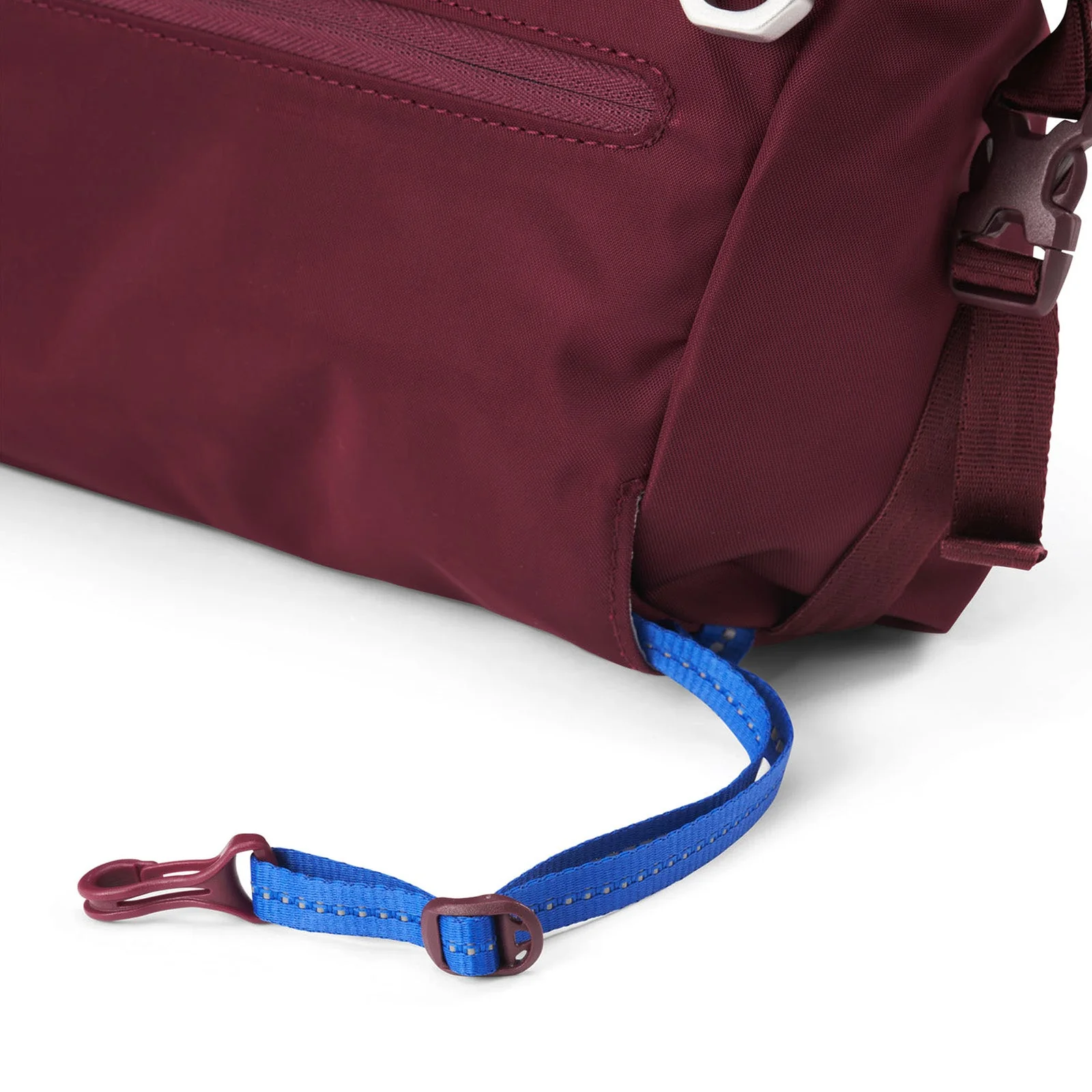 Aksel Changeant Crossbody Bag glazed red - Image 5
