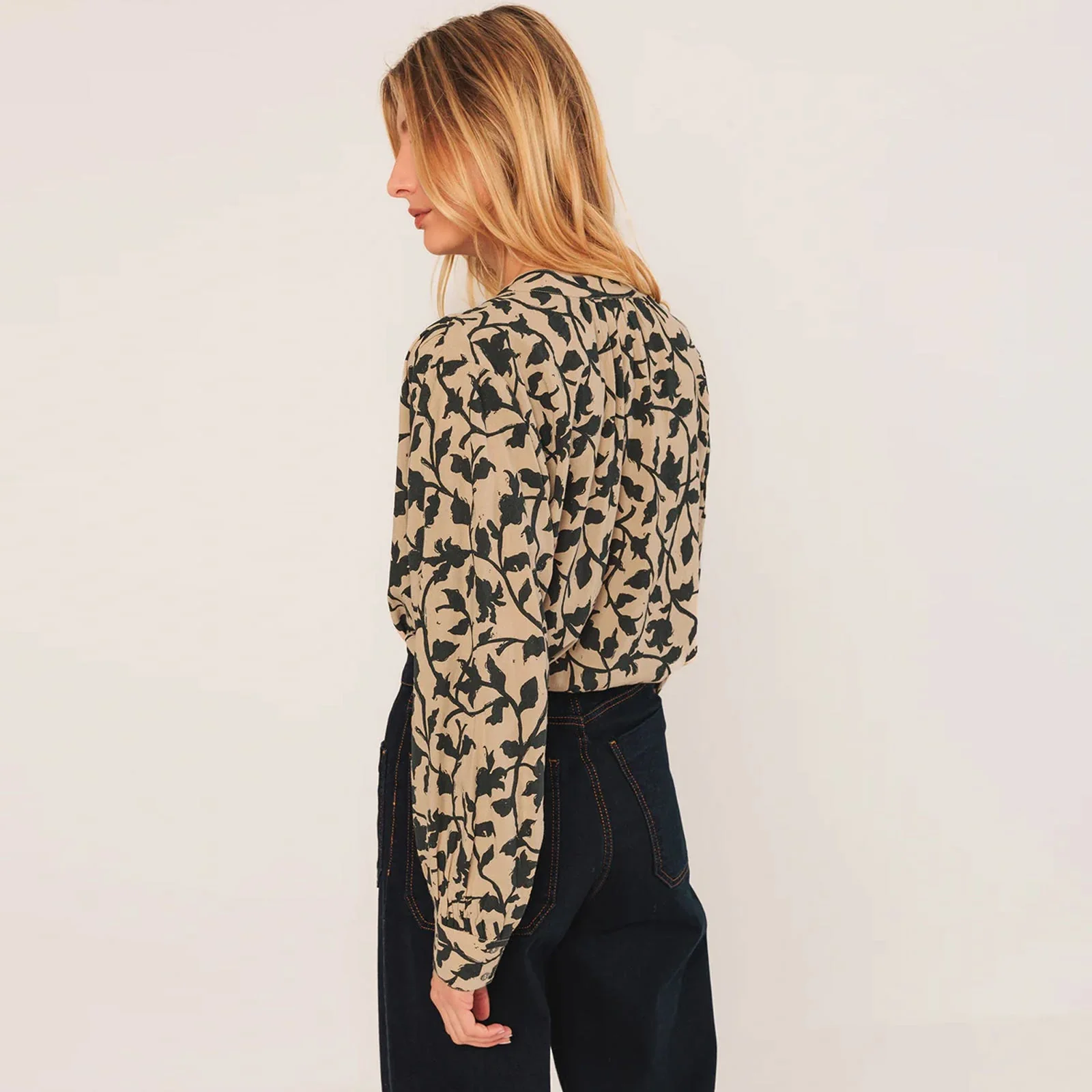 Allover Print Blouse beige - Image 2