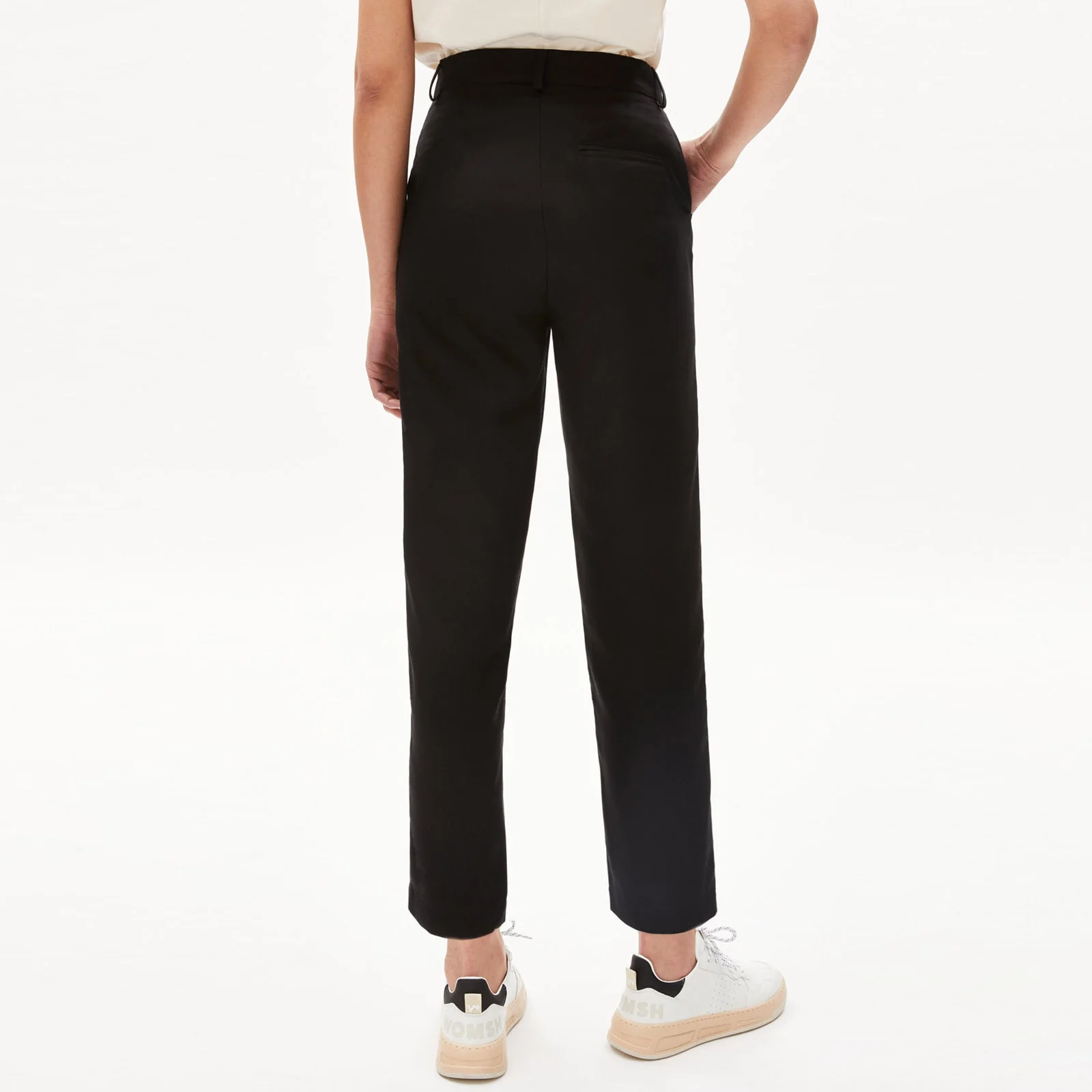 Aretaa Pants black - Image 2