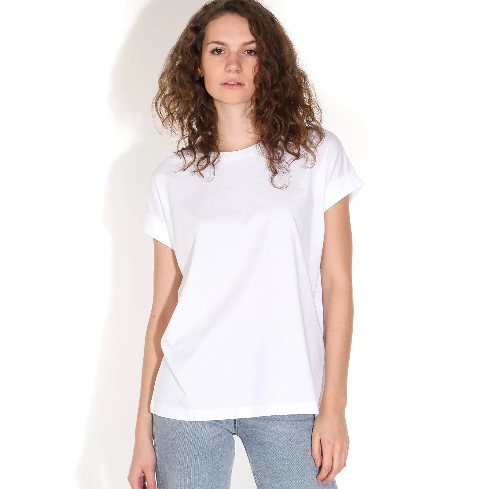 Idaara Tee white - Image 4