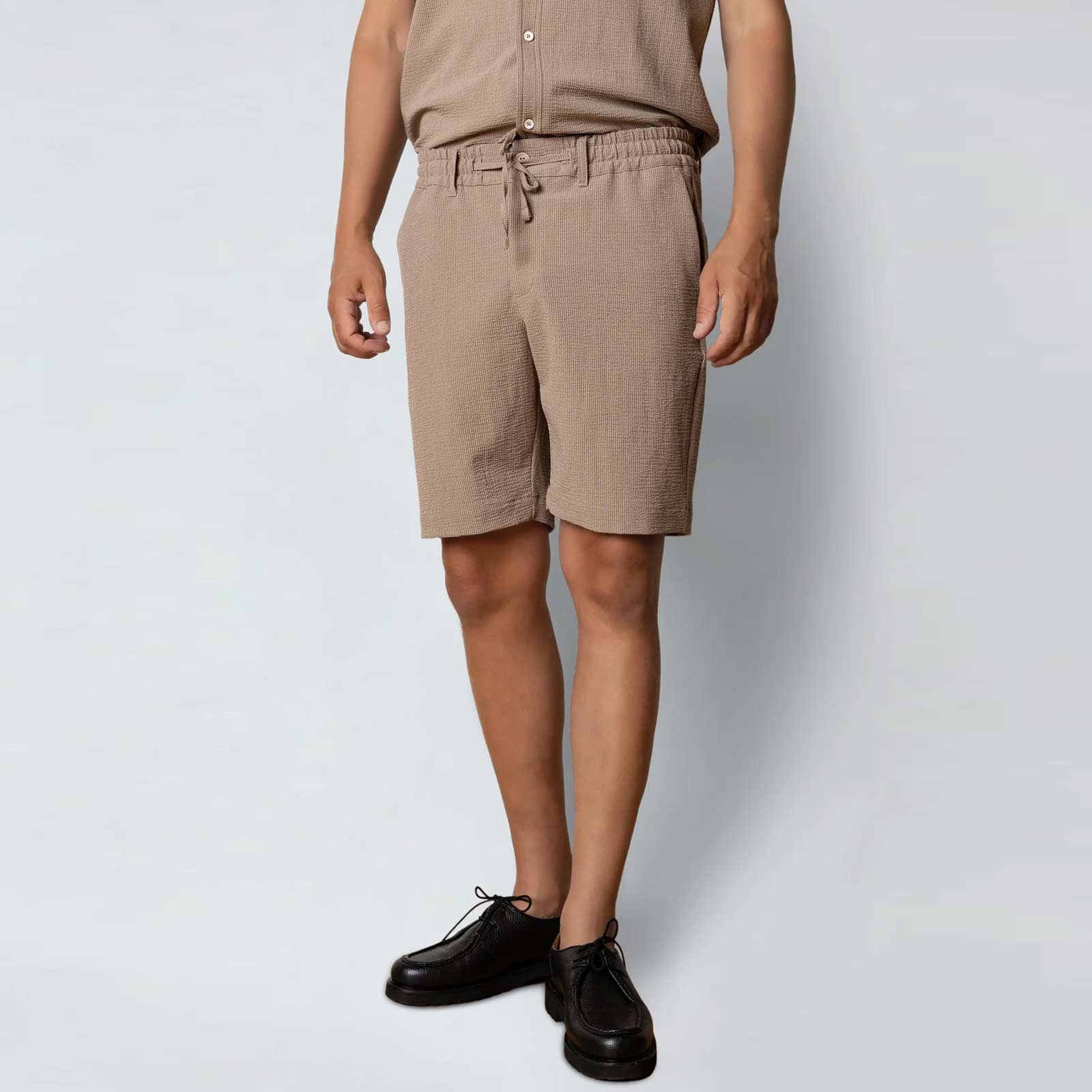 Barcelona Erico Striped Shorts shitake - Image 3