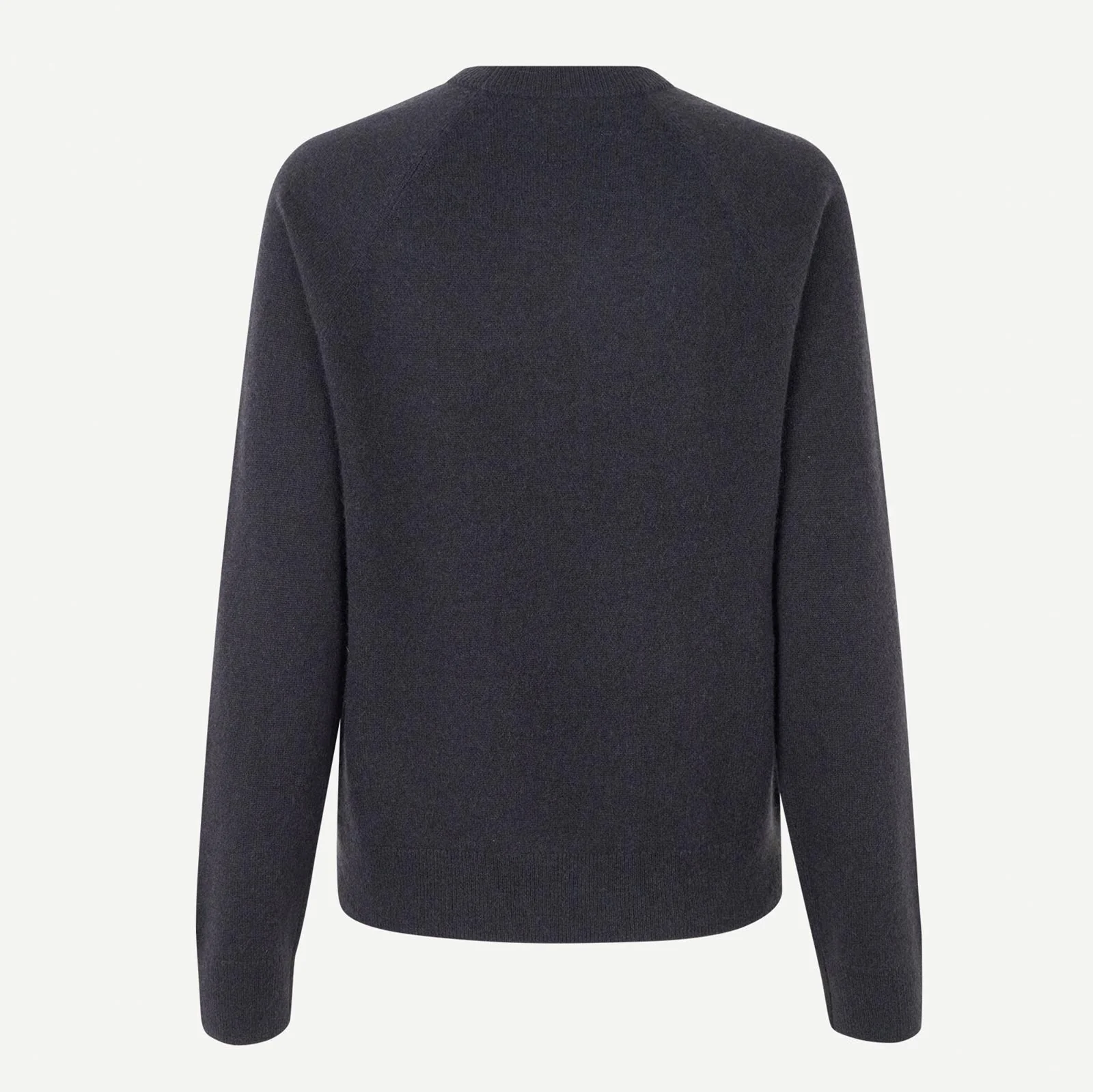 Boston O-Neck Jumper salute - Image 5