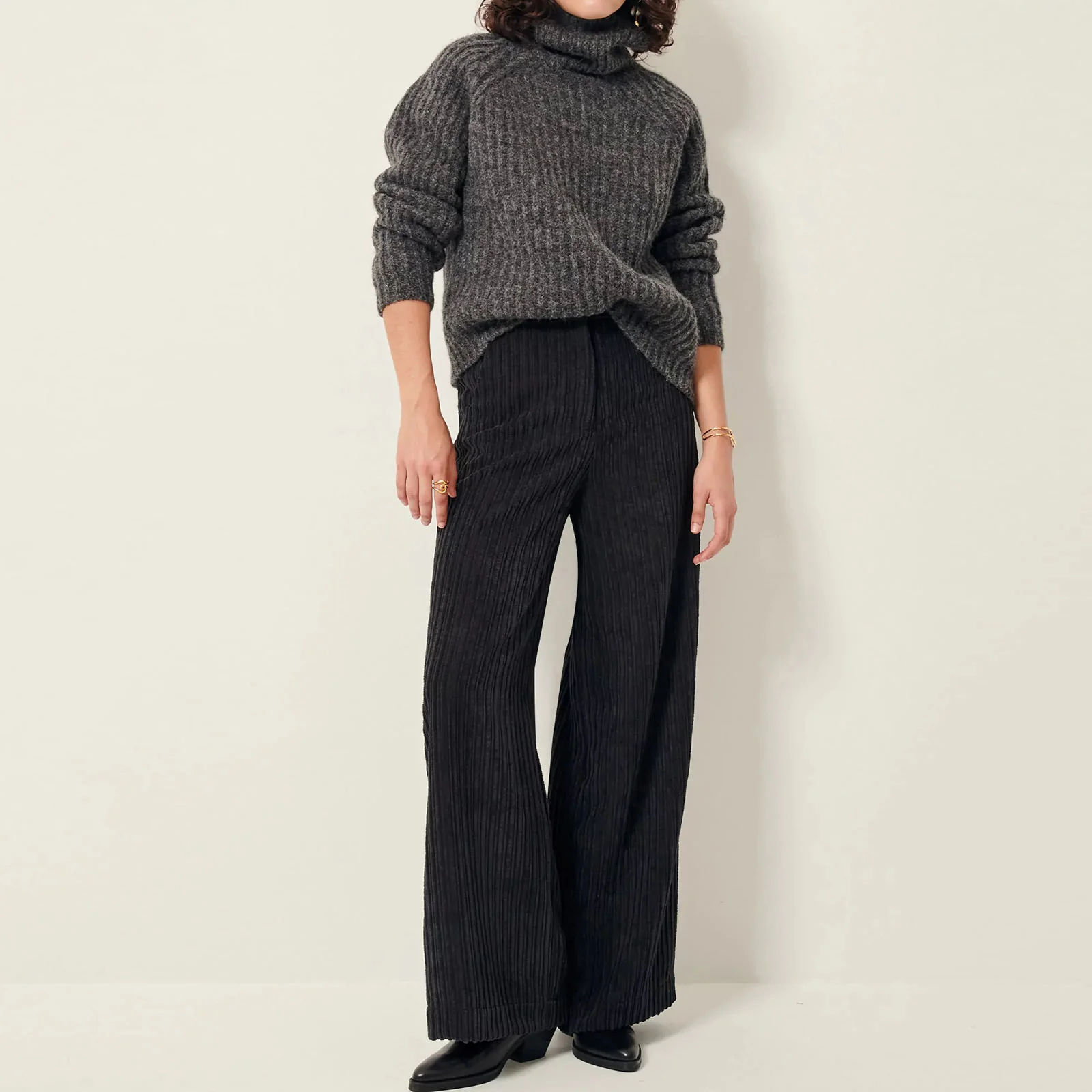 Cap East Trousers black - Image 5