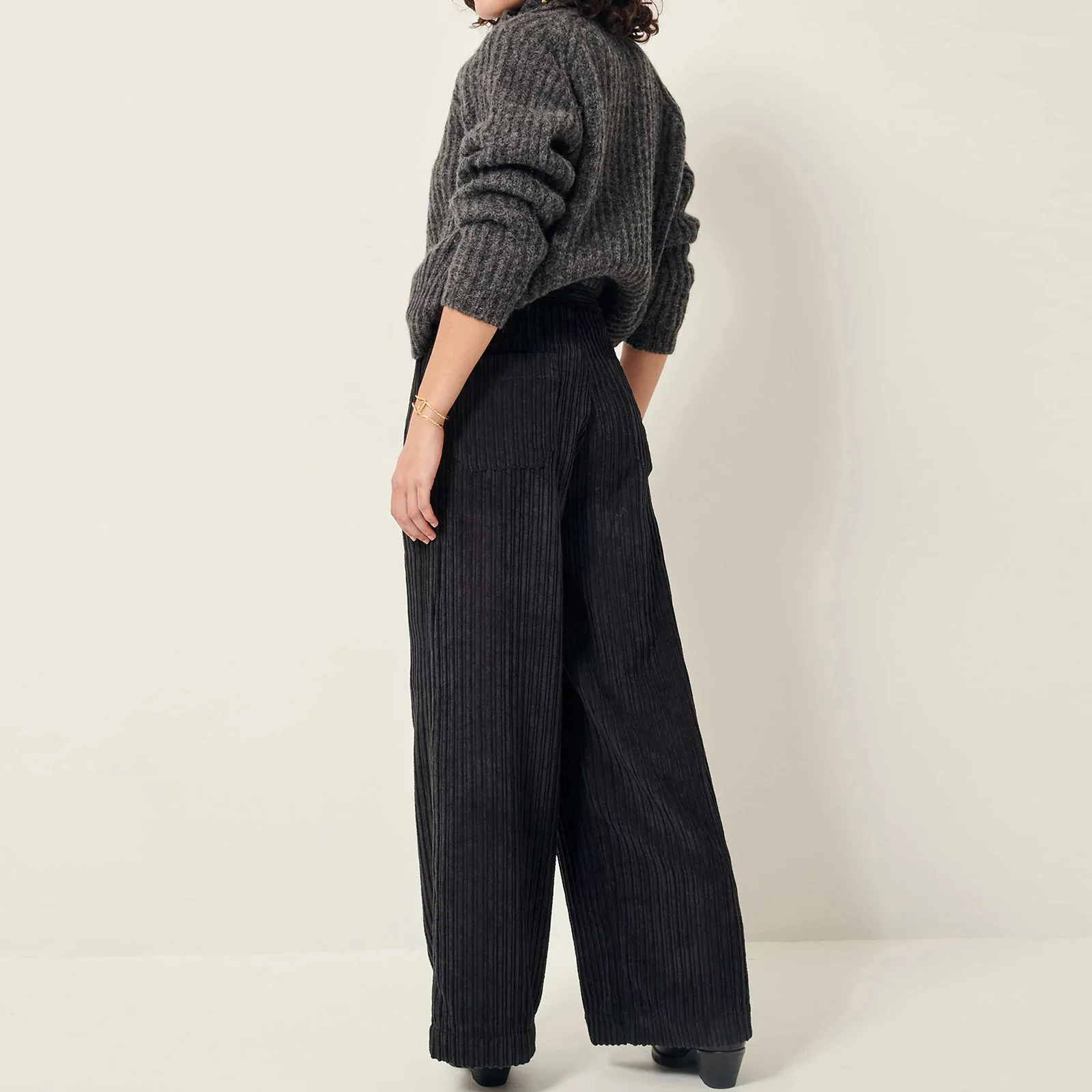 Cap East Trousers black - Image 6
