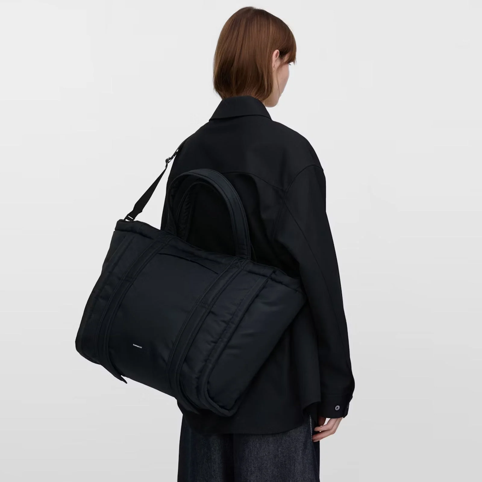 Curve Tote Bag black - Image 4