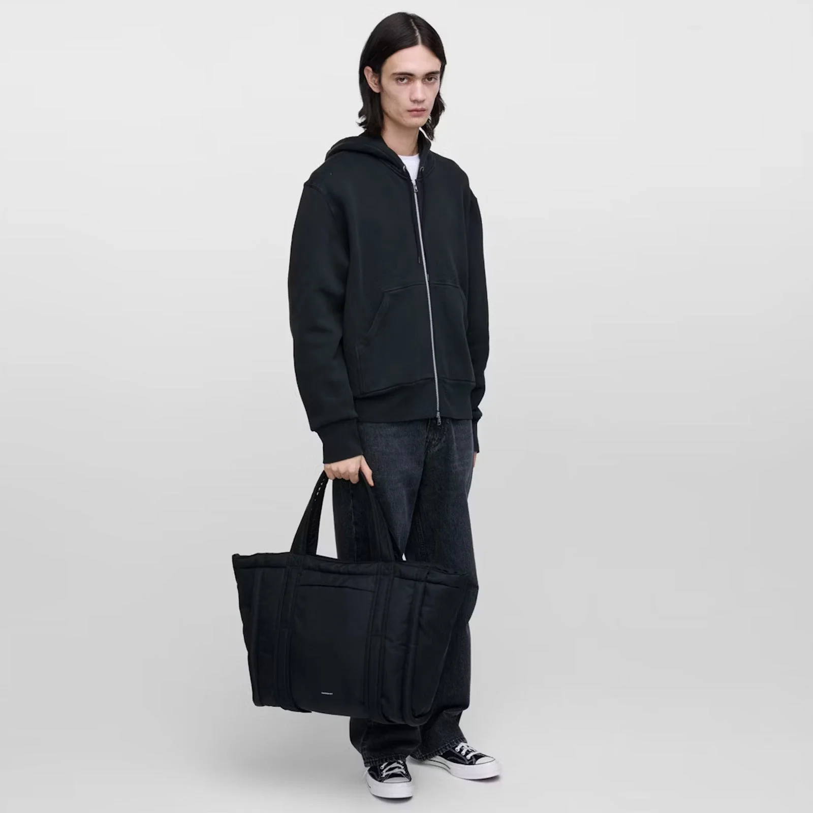 Curve Tote Bag black - Image 6