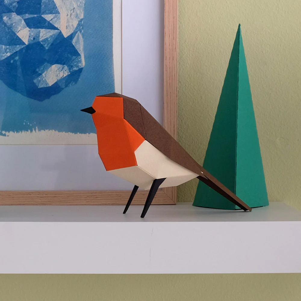 Erithacus Rubecula Paper Figure Kit - Image 4