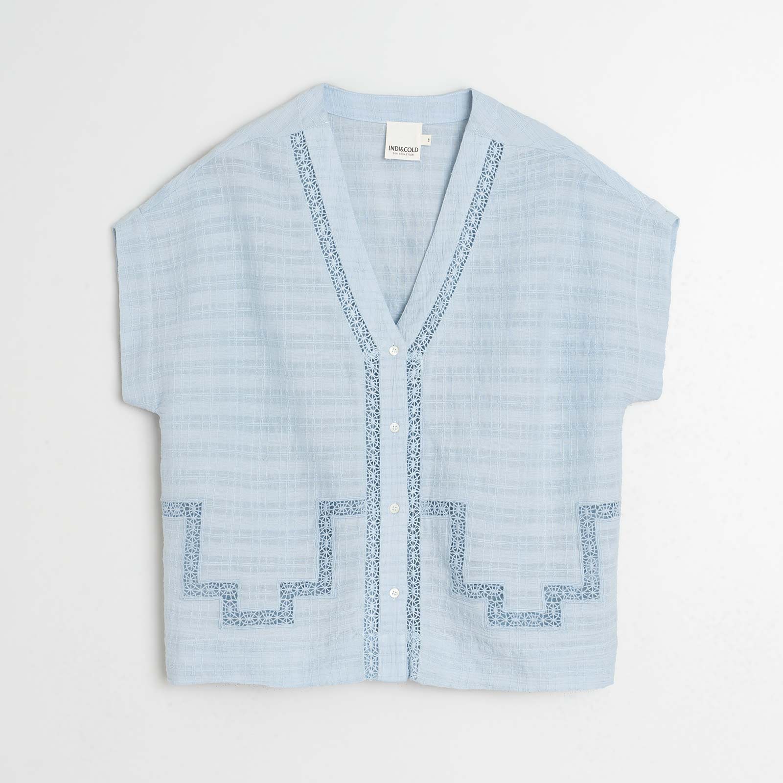 Eyelet Embroidery Blouse cielo - Image 4