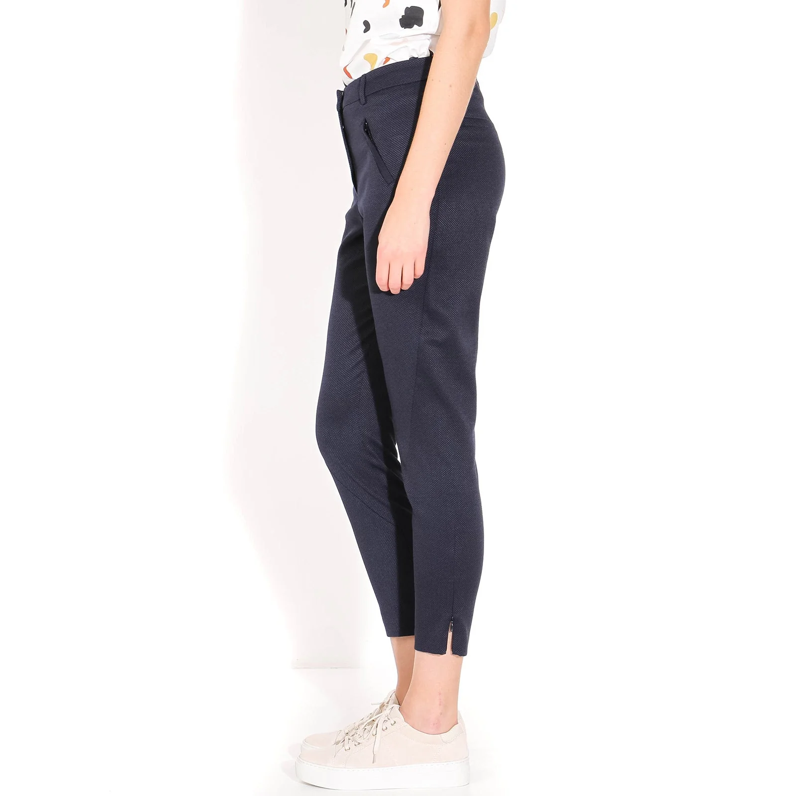 Angelie Zip blue proud - Image 4