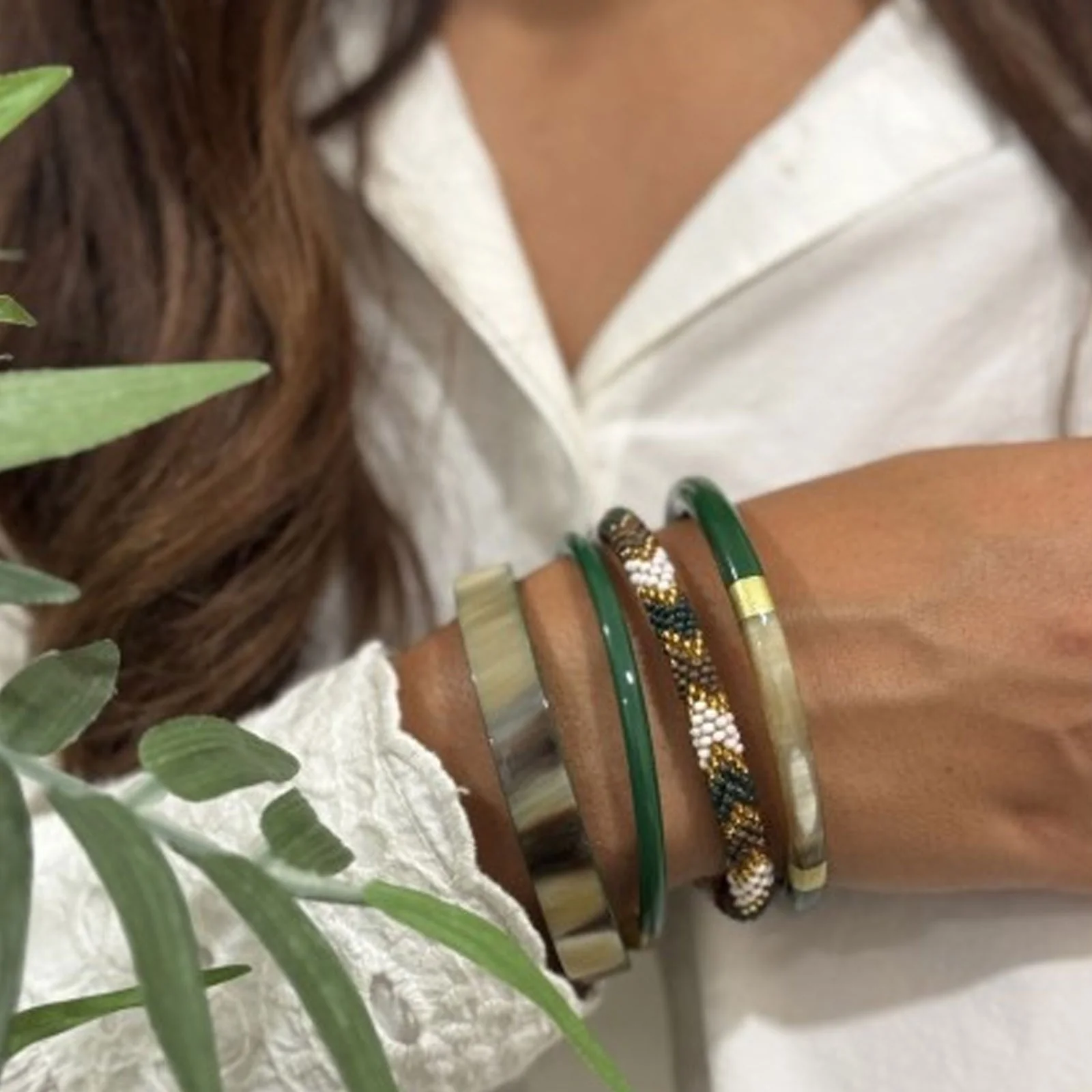 Flat Buffle Horn Bracelet vert sapin C40 - Image 4