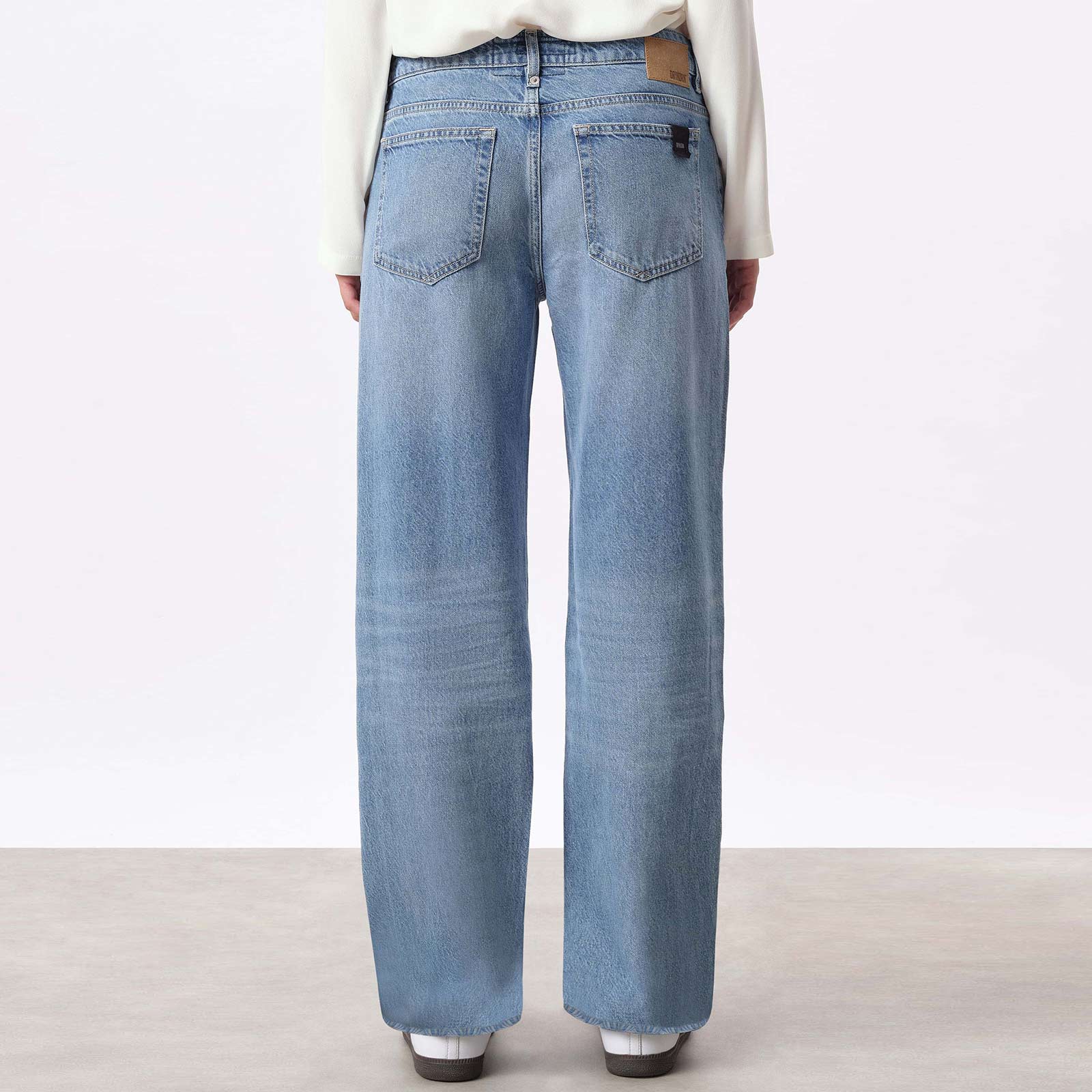 Front Jeans midblue washed - Image 3