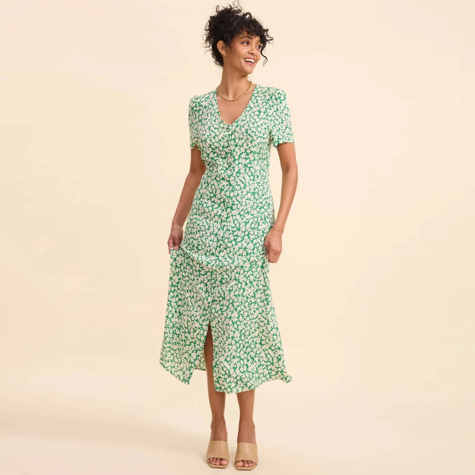 Galadriel Dress miniflowers - Image 3