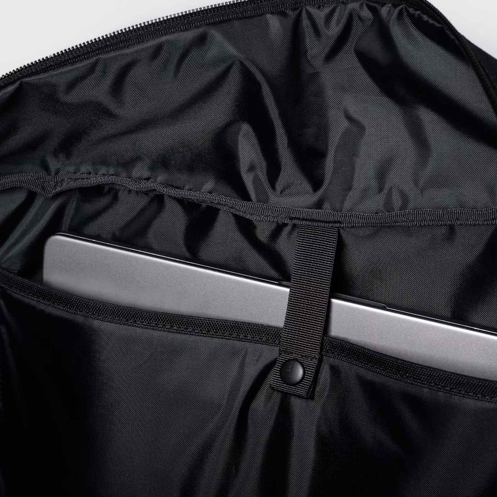 Go Weekender Bag L black - Image 7