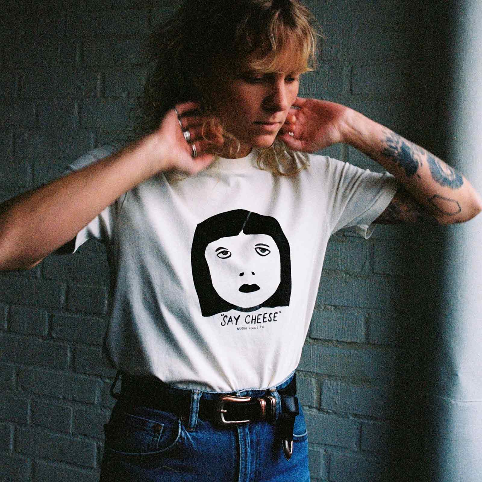 Joni Say Cheese T-Shirt ecru - Image 2