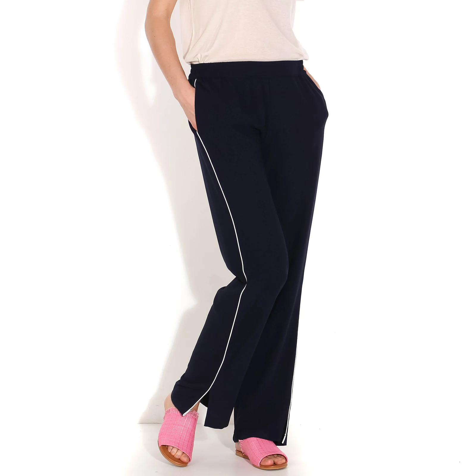 Tricky Trousers navy - Image 3