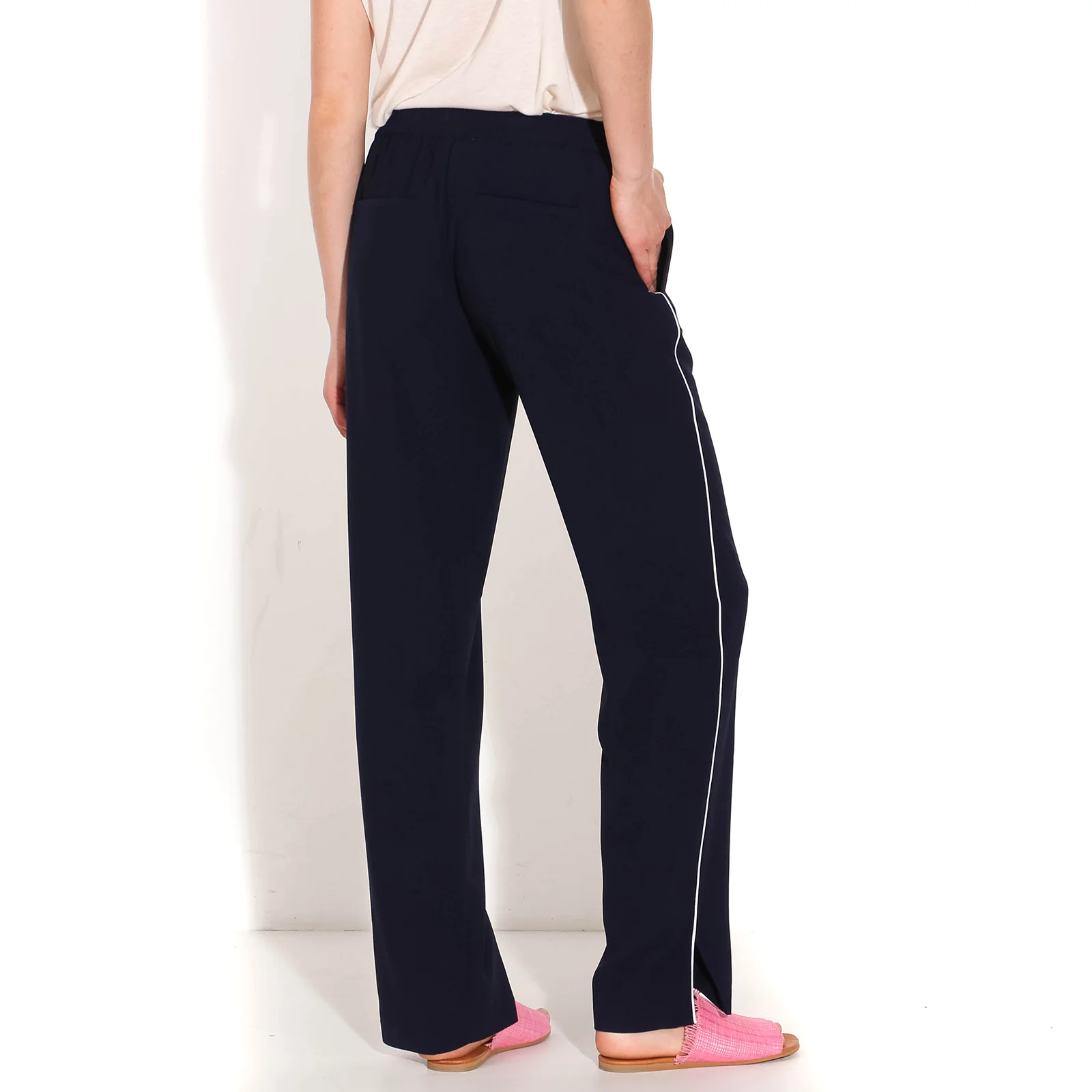 Tricky Trousers navy - Image 5