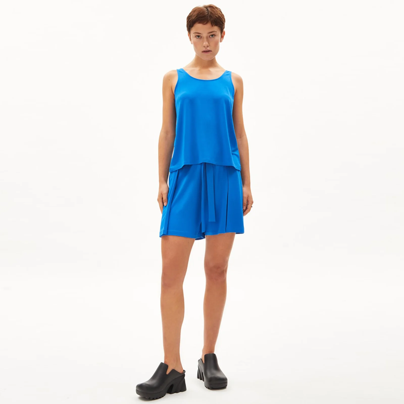 Kaaro Li Shorts warm blue - Image 2