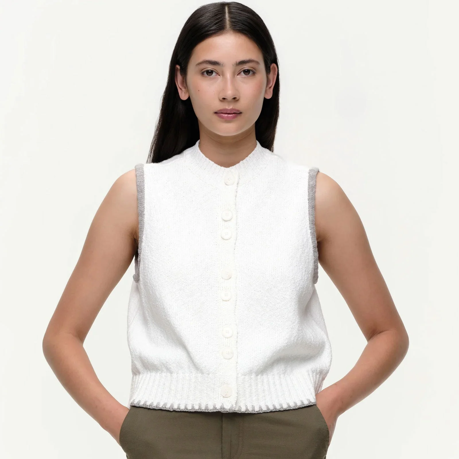 Kaata Sleeveless Cardigan off white