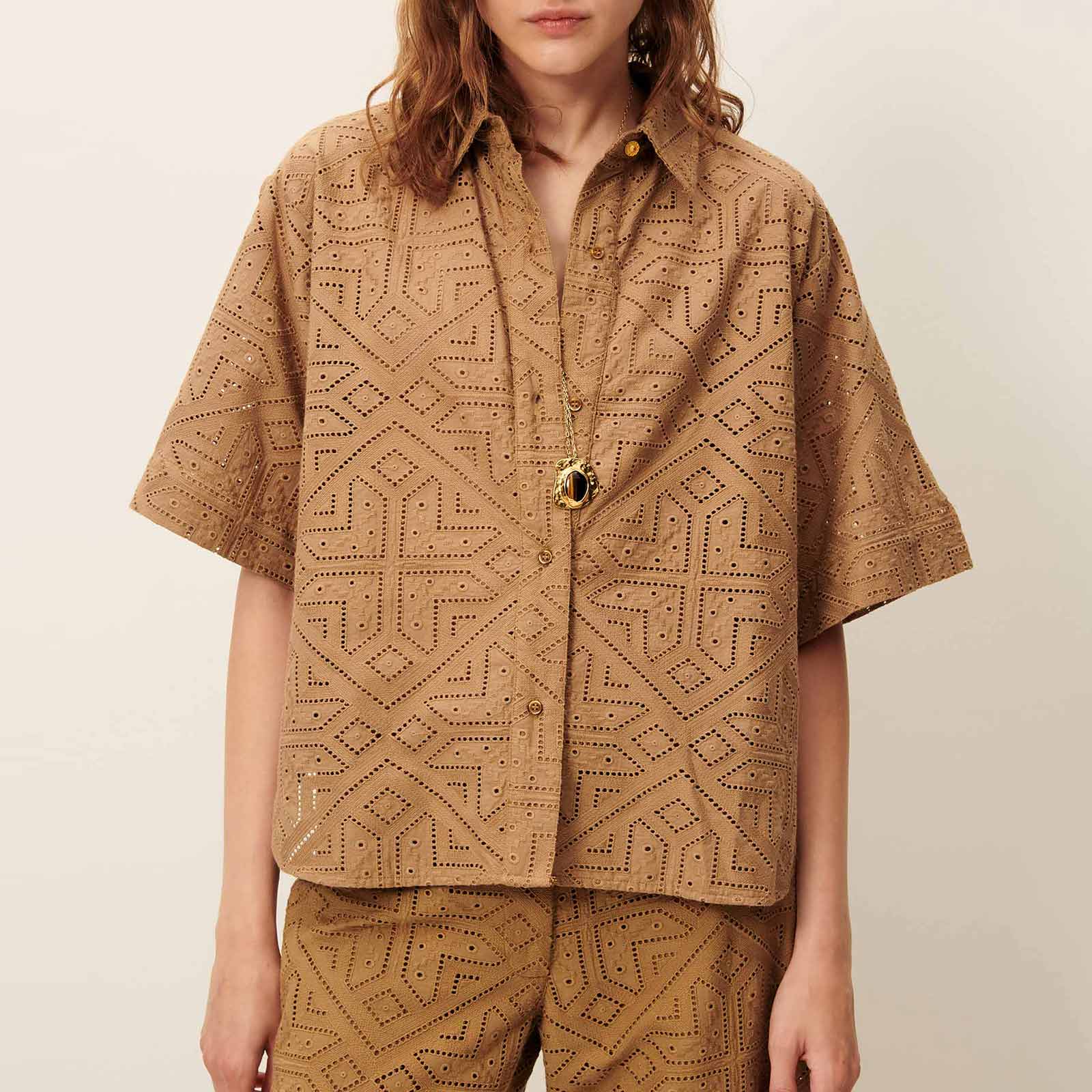 Kaia Embroidered Shirt pampa