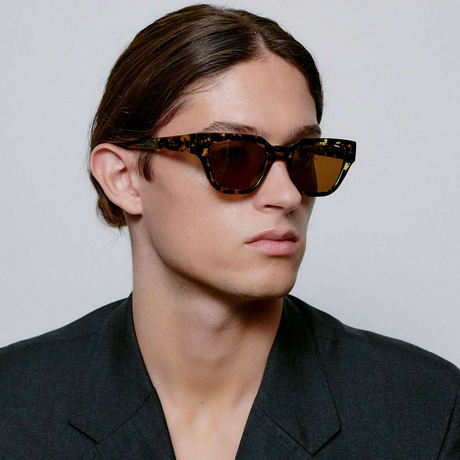 Kaws Sunglasses black/yellow tortoise - Image 5