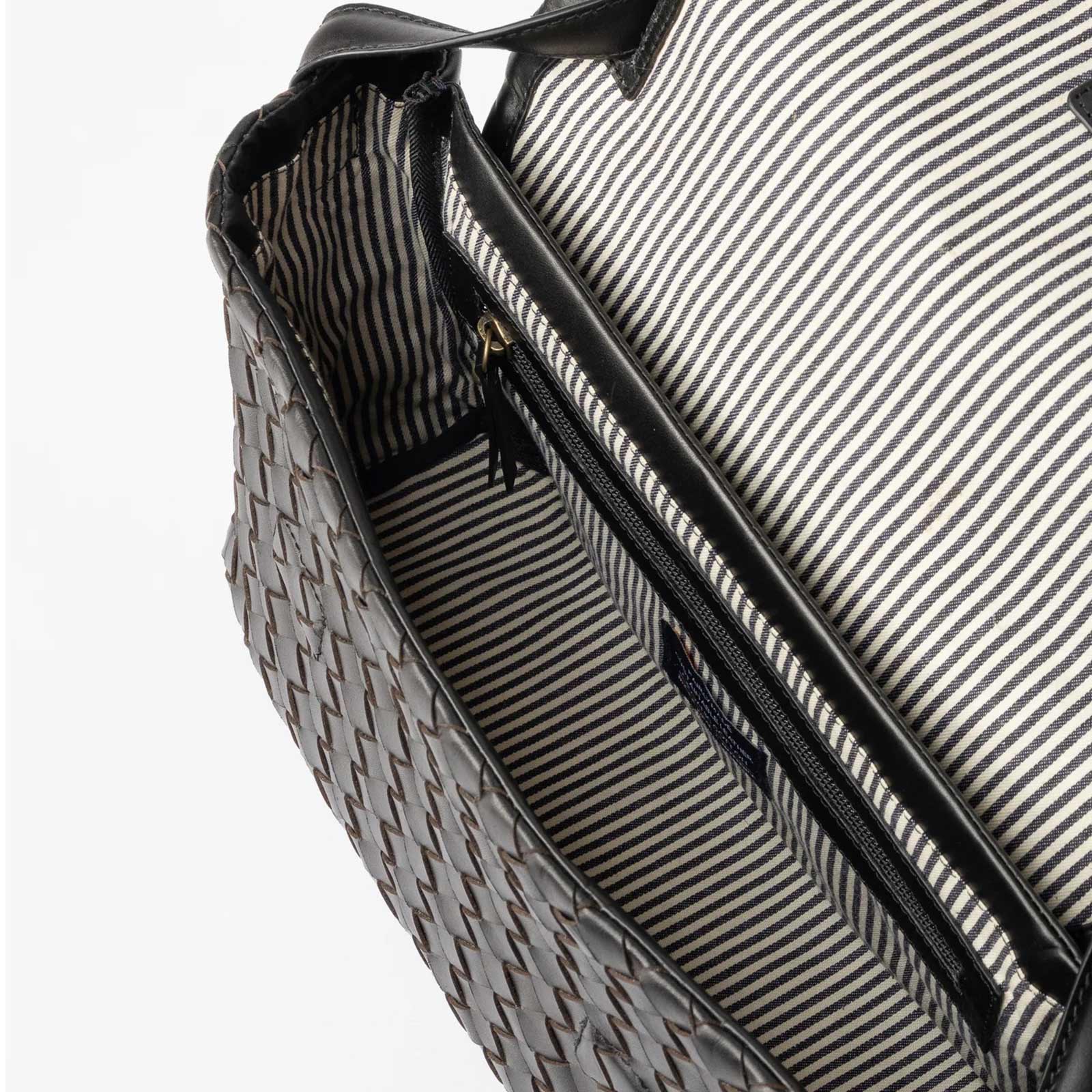 Kenzie Woven Classic Leather Bag black - Image 6