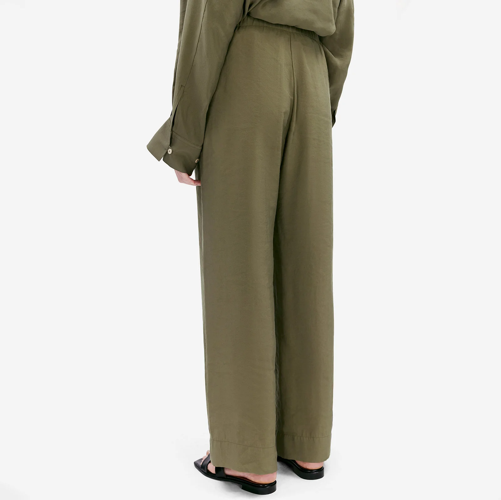 Lisette Pant martini olive - Image 3