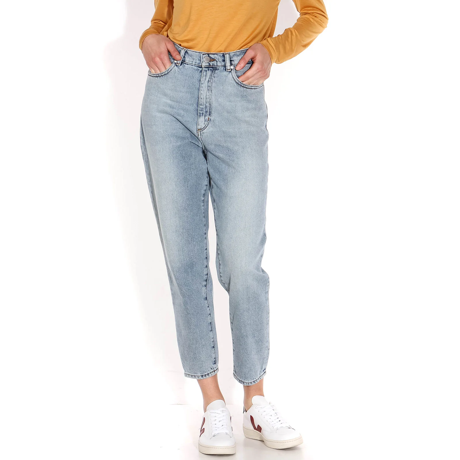 Mairaa Mom Fit Jeans faded blue - Image 3