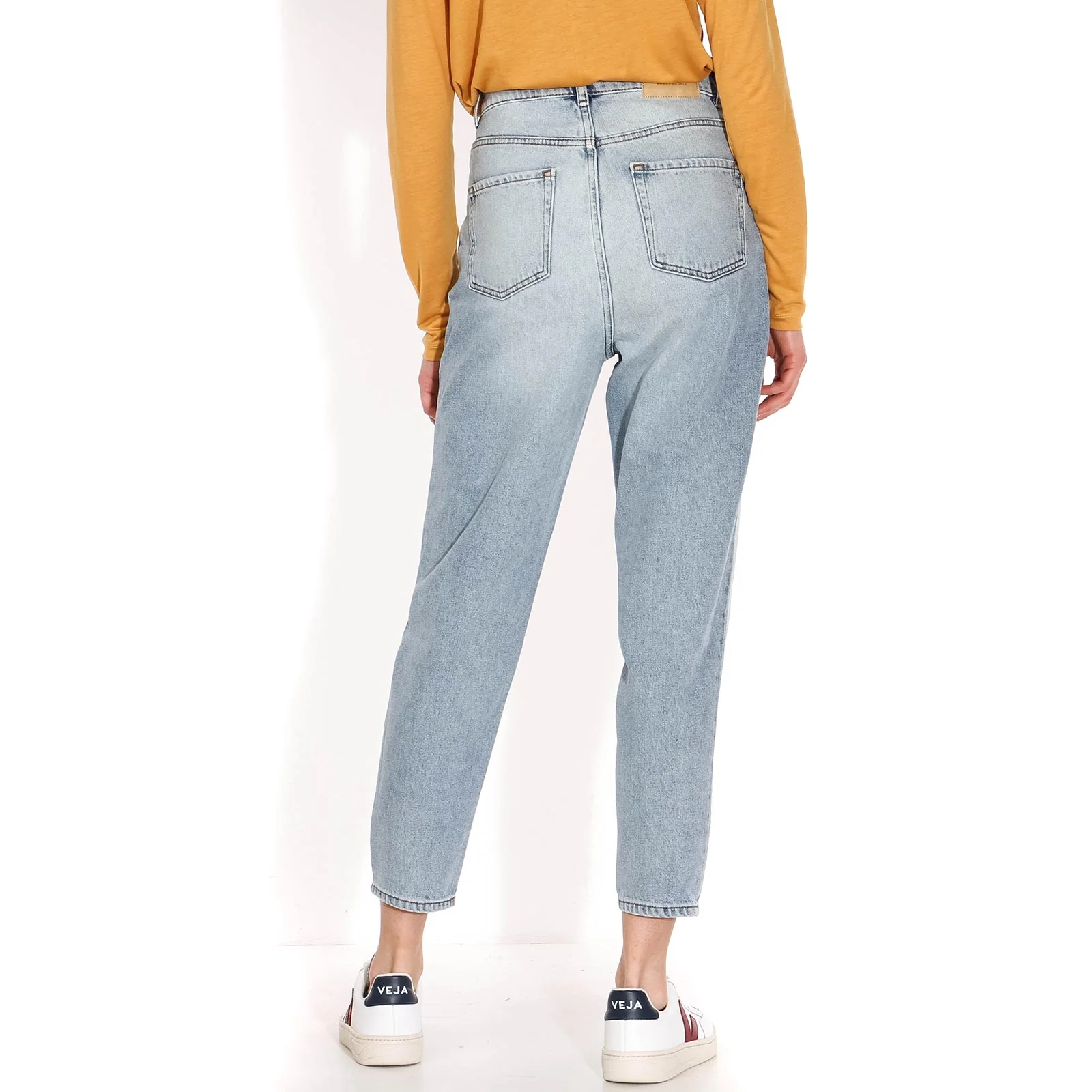 Mairaa Mom Fit Jeans faded blue - Image 5