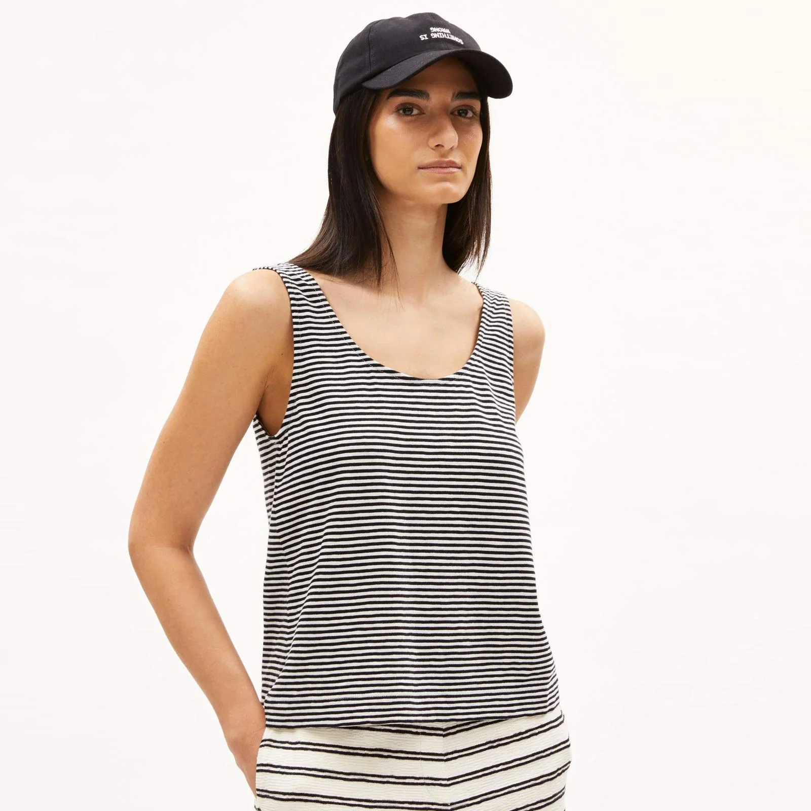 Minaami Lita Top black/oatmilk