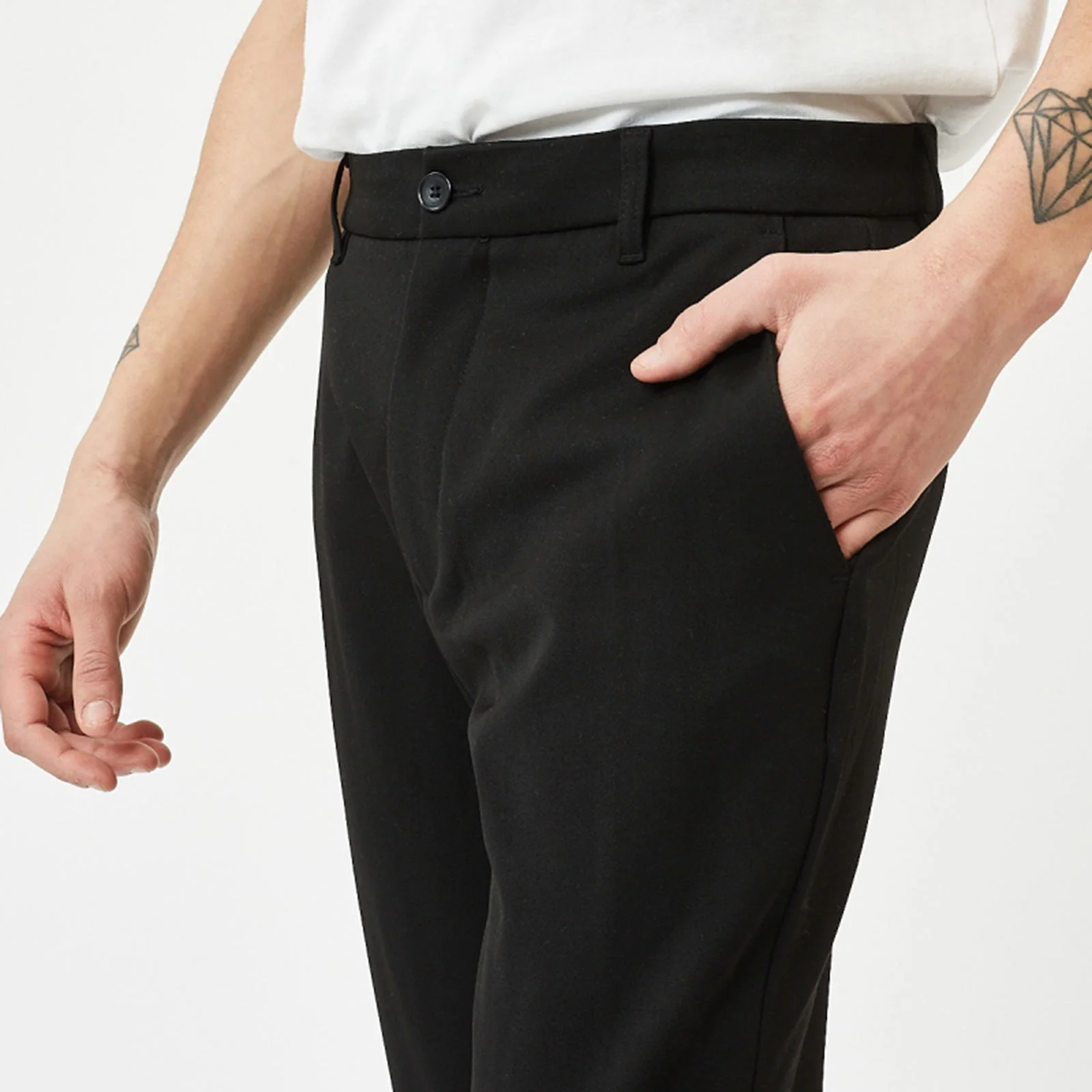 Ugge 2.0 Essentials Pant black - Image 3