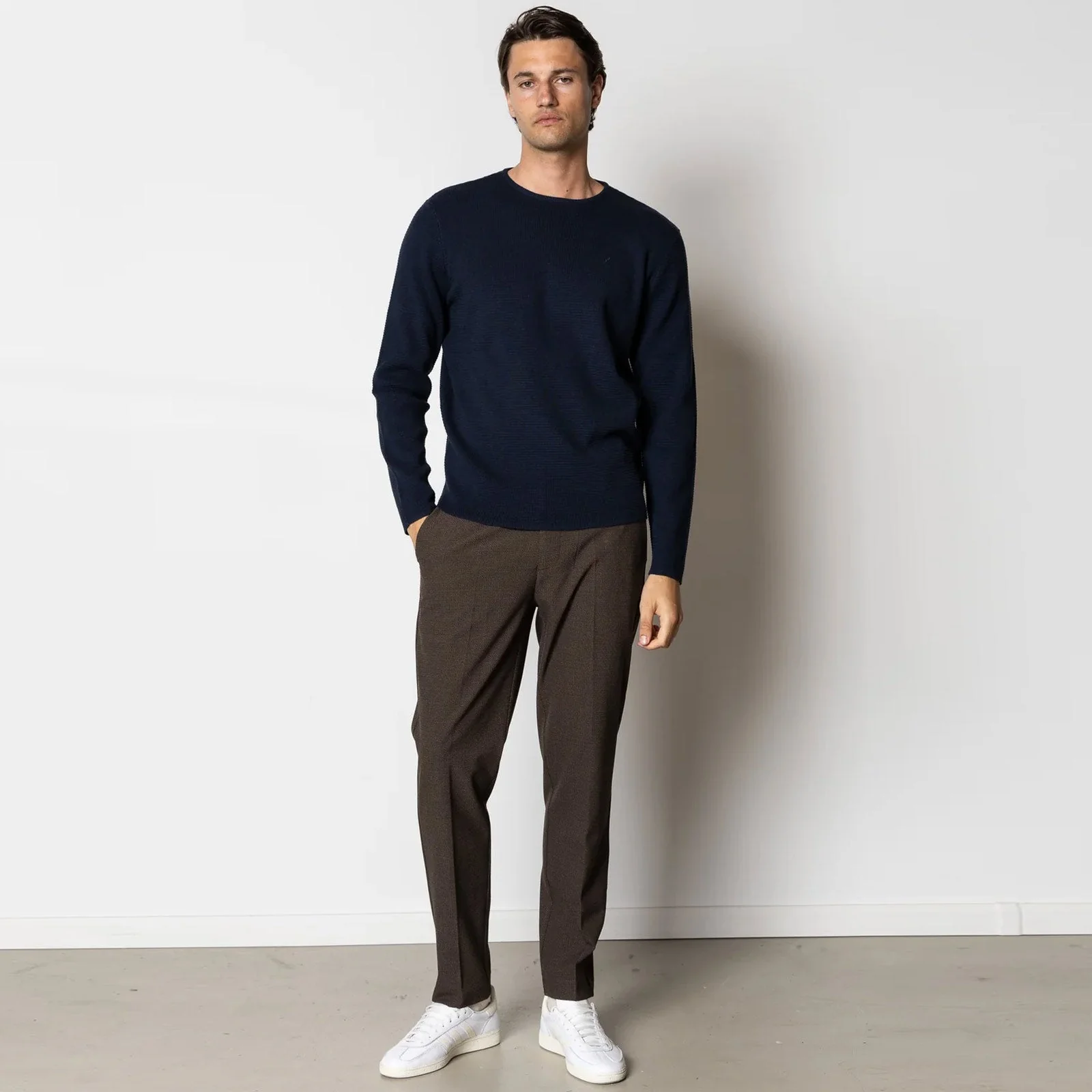 Oscar Knitted Jumper navy - Image 3