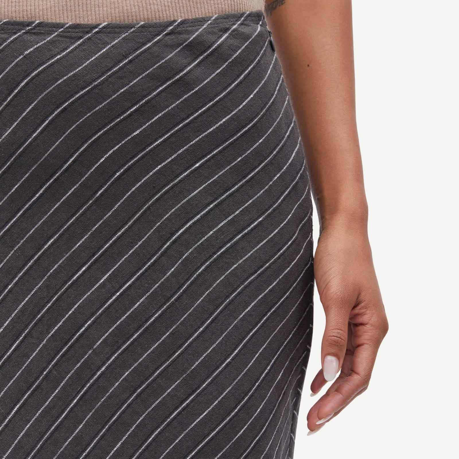 Saagneta Long Skirt 14329 beluga st. - Image 4