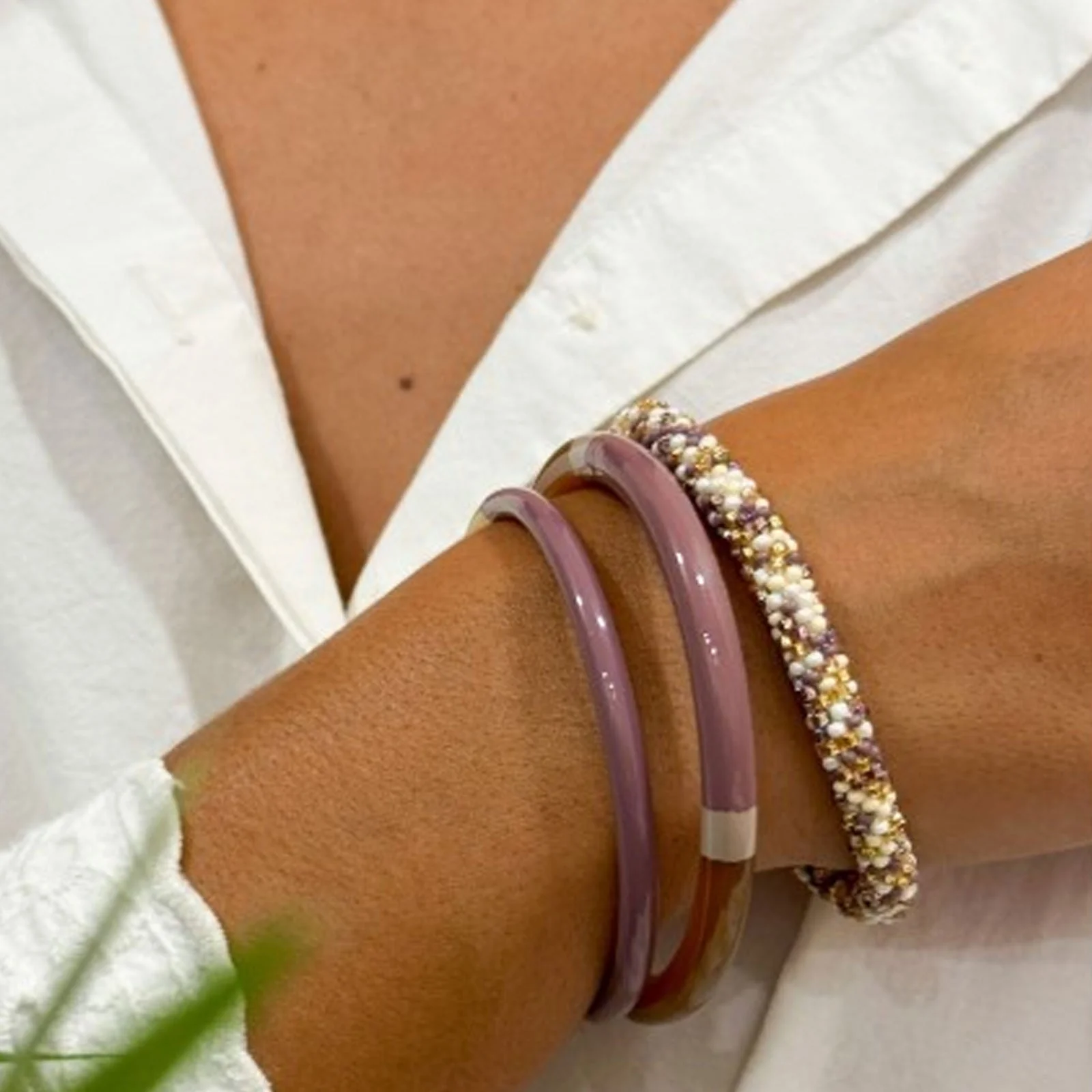 Thin Buffle Horn Bracelet mauve poudré C70 - Image 2