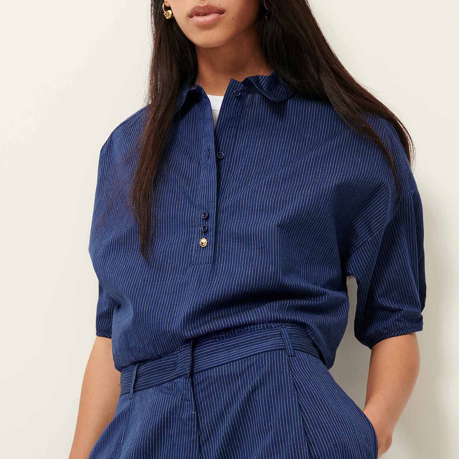 U Shirt blazer blue