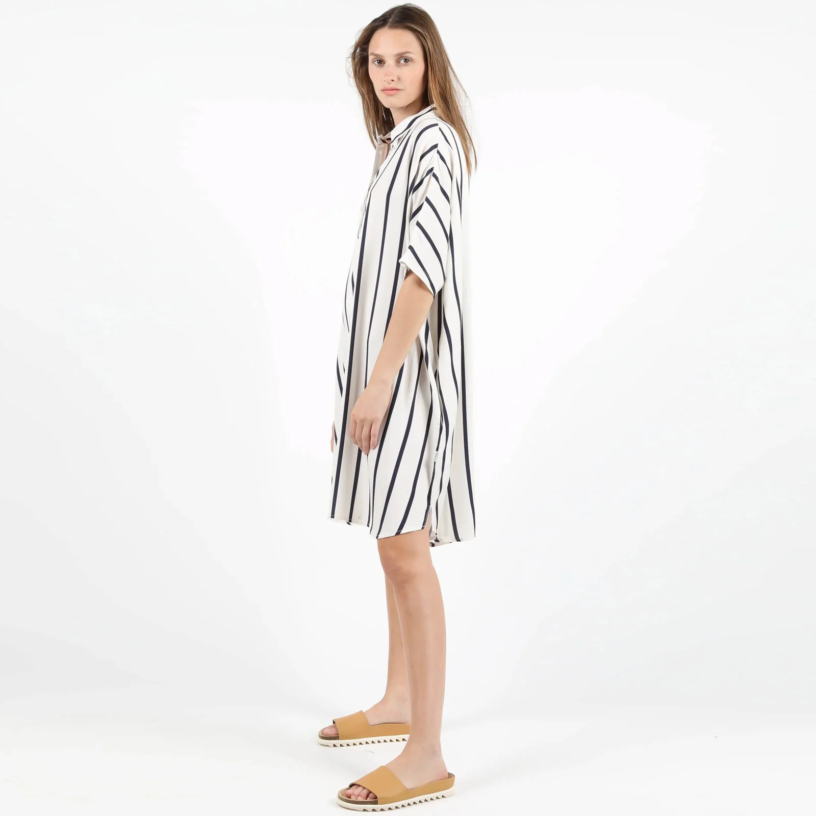 WeAvril Midi Dress off white - Image 4