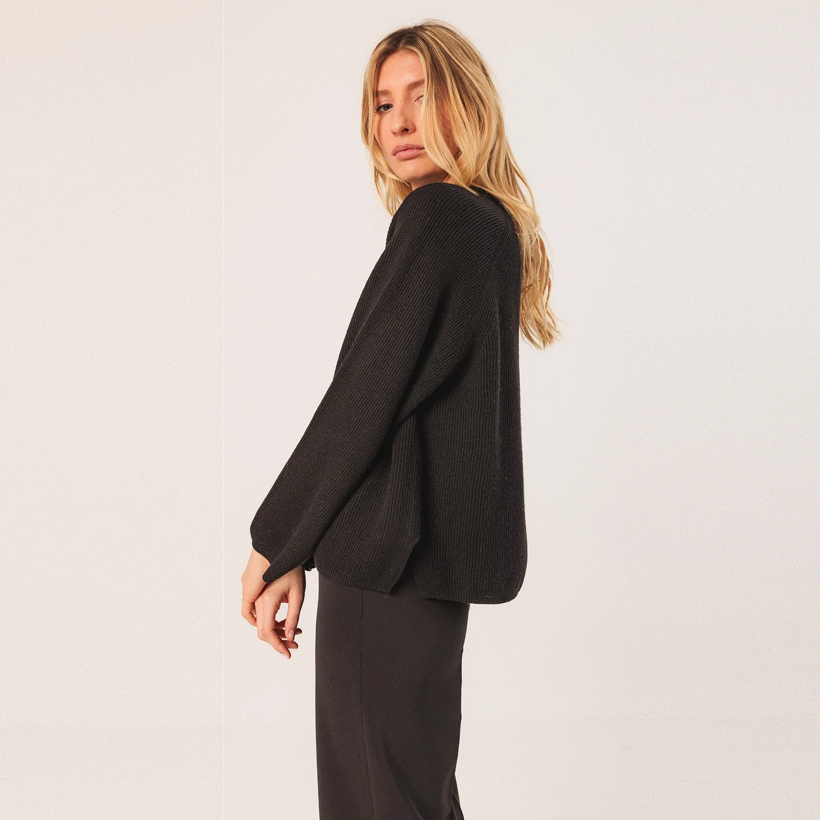 Wool Knit Jumper black - Image 2