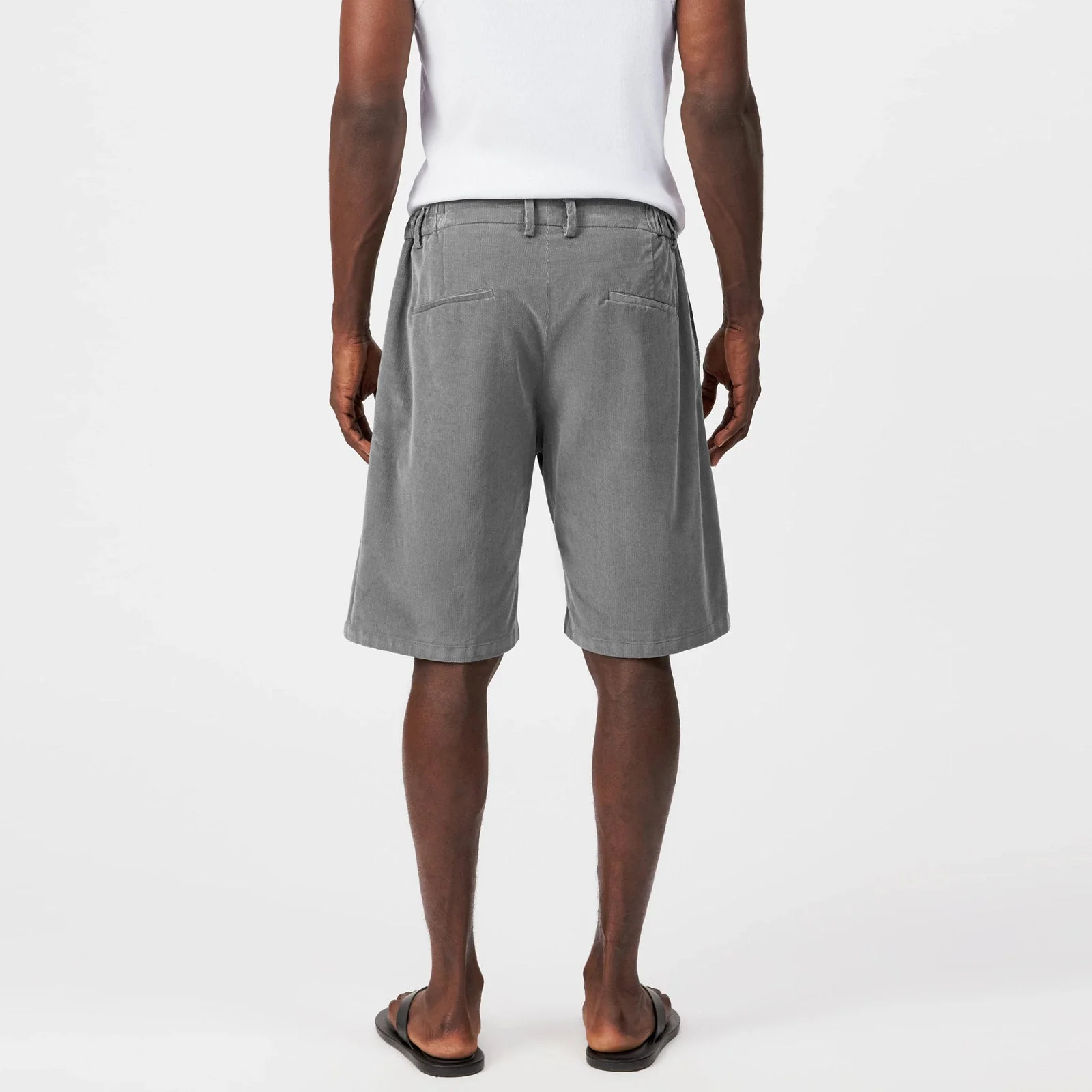 Yasan Shorts 132065 balsam green - Image 2