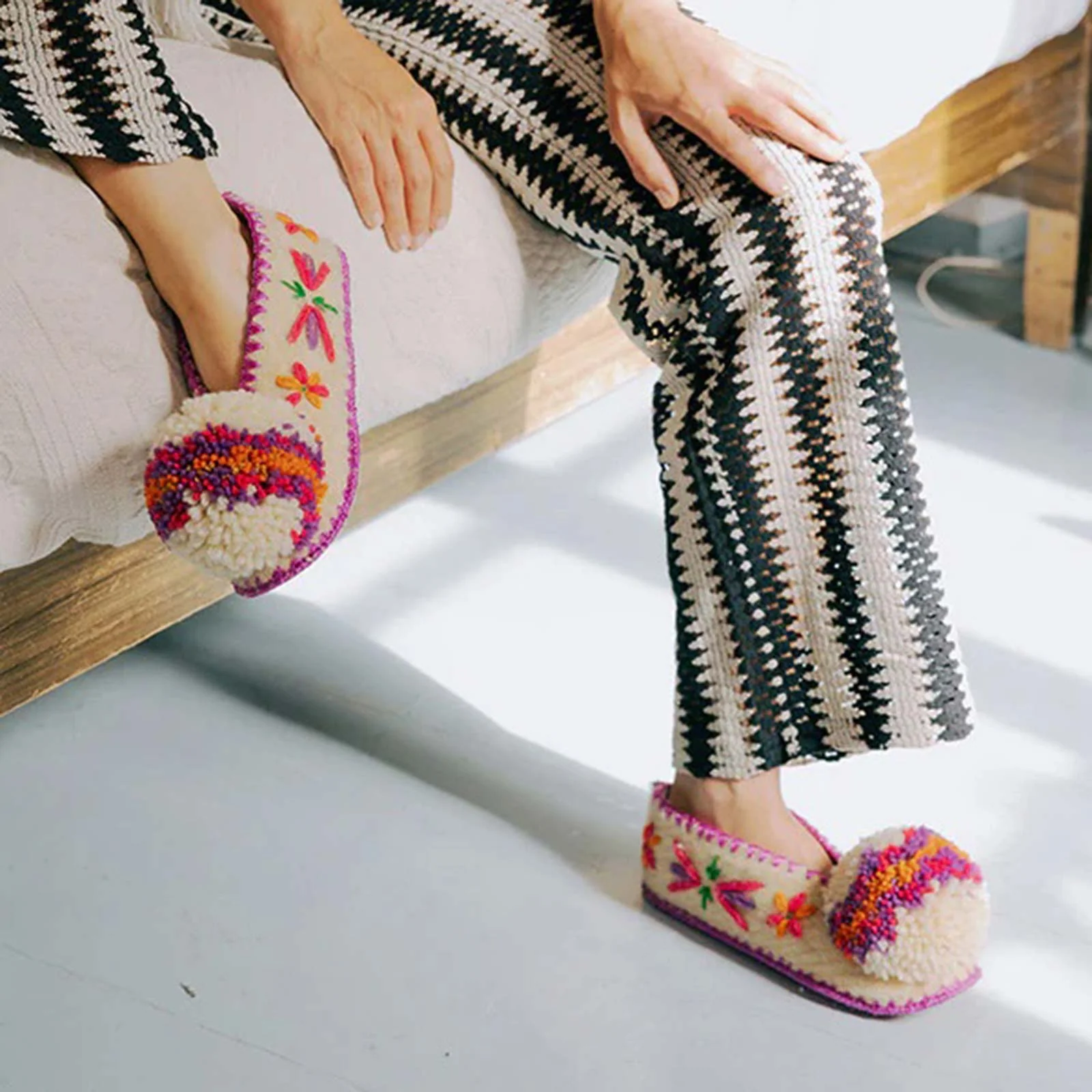 Yiayia Slippers hydra - Image 3